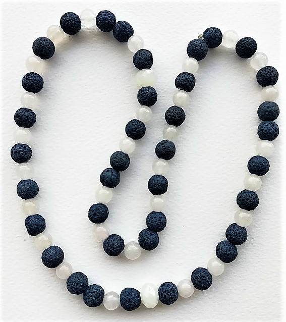 ръчно изработена гривна уникат за лятото цветна и красива podari podaryk za praznik ot wulkani4ni kamyni